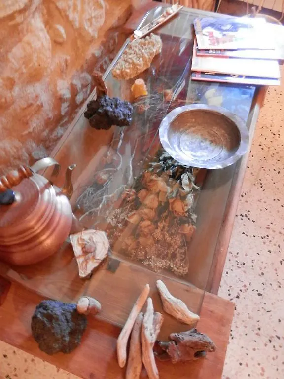 Al Fakhar Bed & Breakfast Ficarra