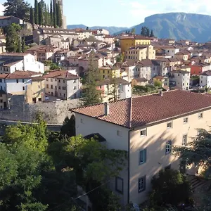 https://villa-gherardi.it-tuscanyhotel.com